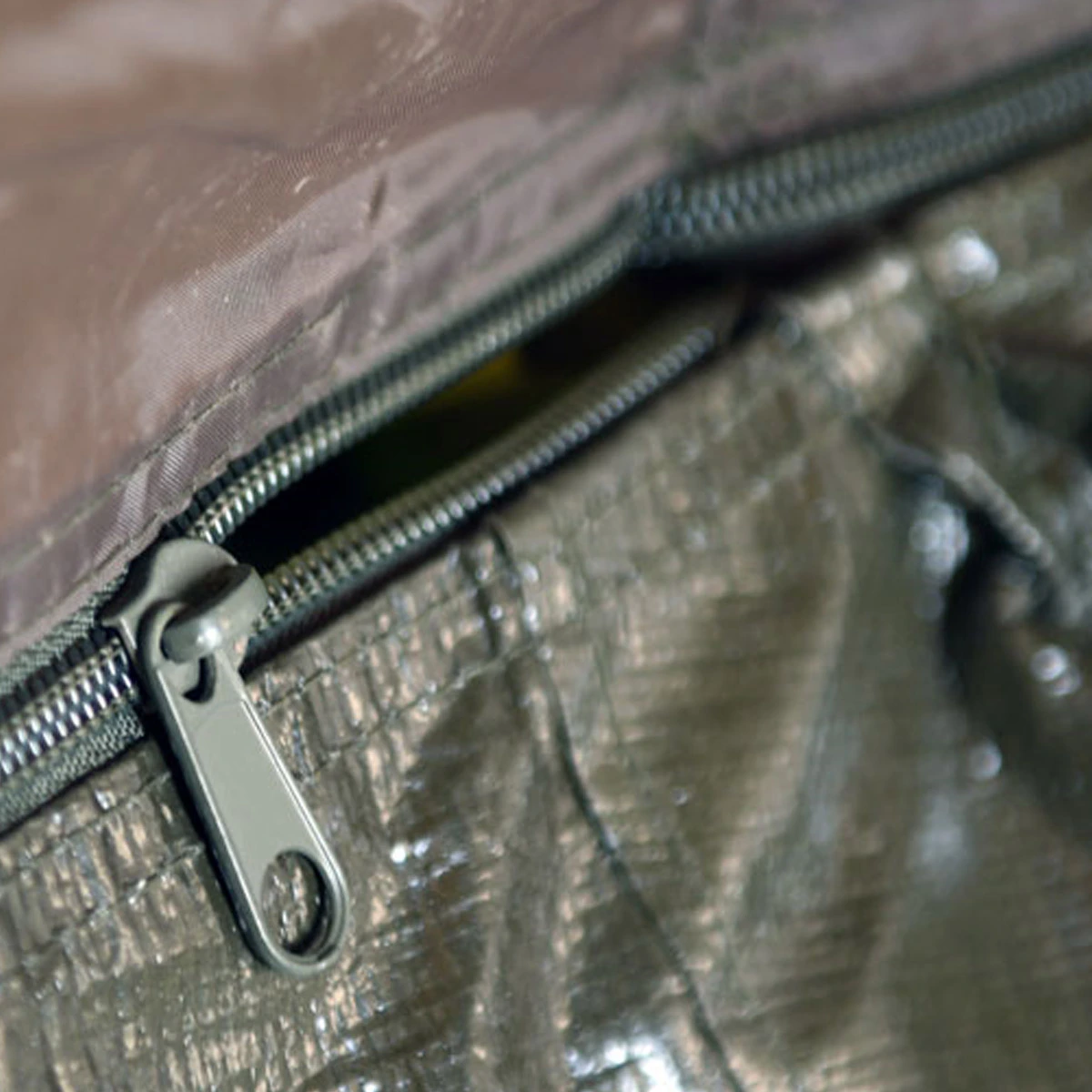 Fox R-Series 2 Man Giant Bivvy 4 Fox R-Series 2 Man Giant Bivvy - Afbeelding 4